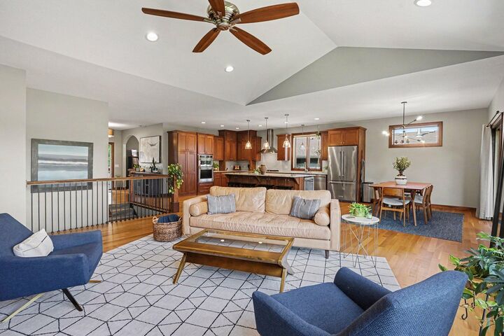 Property Photo:  1701 Huron Court  MN 55057 