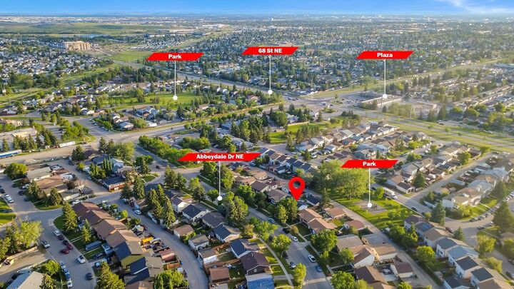 Property Photo:  1174 Abbeydale Drive NE  AB T2A 6L1 