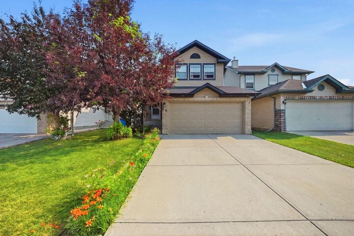 54 Saddlecreek Crescent NE — photo 1