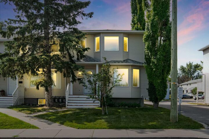 Property Photo: 511 Killarney Glen Court SW AB T3E 7H4
