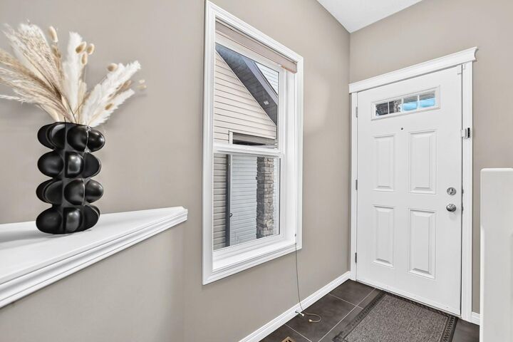 Property Photo:  325 Kincora Glen Rise NW  AB T3R 0B5 