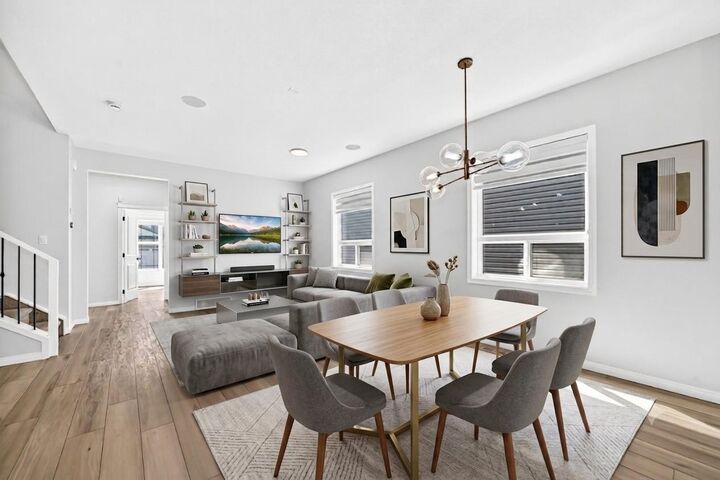 Property Photo: 856 Midtown Drive SW AB T4B 5K9