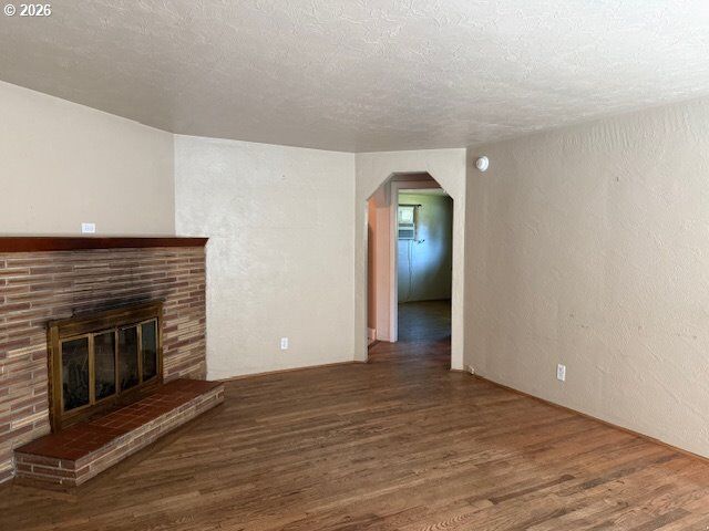 Property Photo: 3005 Mill St OR 97405
