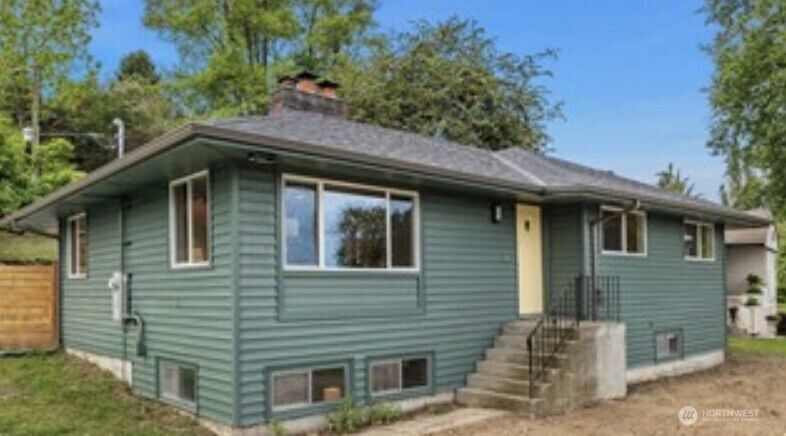 Property Photo:  9275  Renton Avenue S  WA 98118 