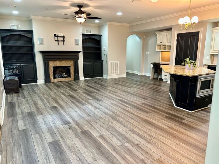 Property Photo:  550 Traditions Boulevard  KY 42103 