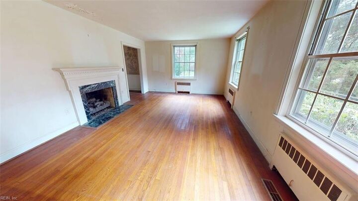 Property Photo:  808 W South St  NC 27910 