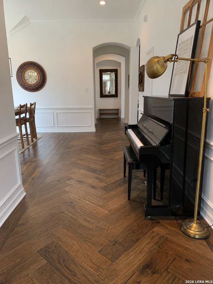 Property Photo: 8935 Woodland Pass TX 78006