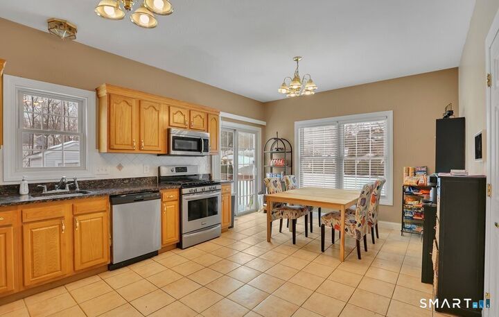 Property Photo:  82 Summer Street B  CT 06489 