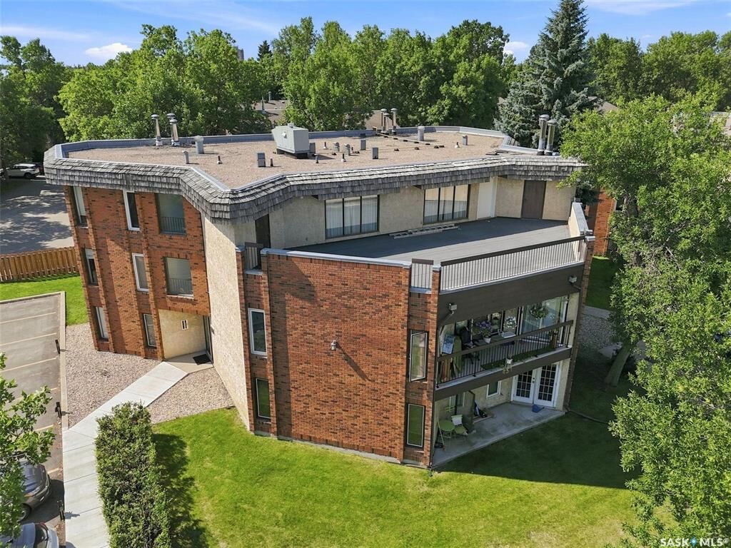 Property Photo:  431 Tait Court 102  SK S7H 5L3 