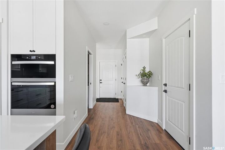 Property Photo:  720 Brighton Boulevard 22  SK S7V 1X1 