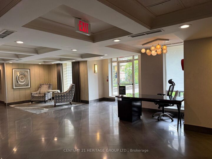 Property Photo:  451 Rosewell Avenue 202  ON M4R 2H8 