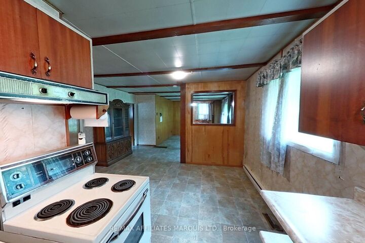 Property Photo:  6254 94th Ave-Danaher Avenue  ON K0C 1E0 