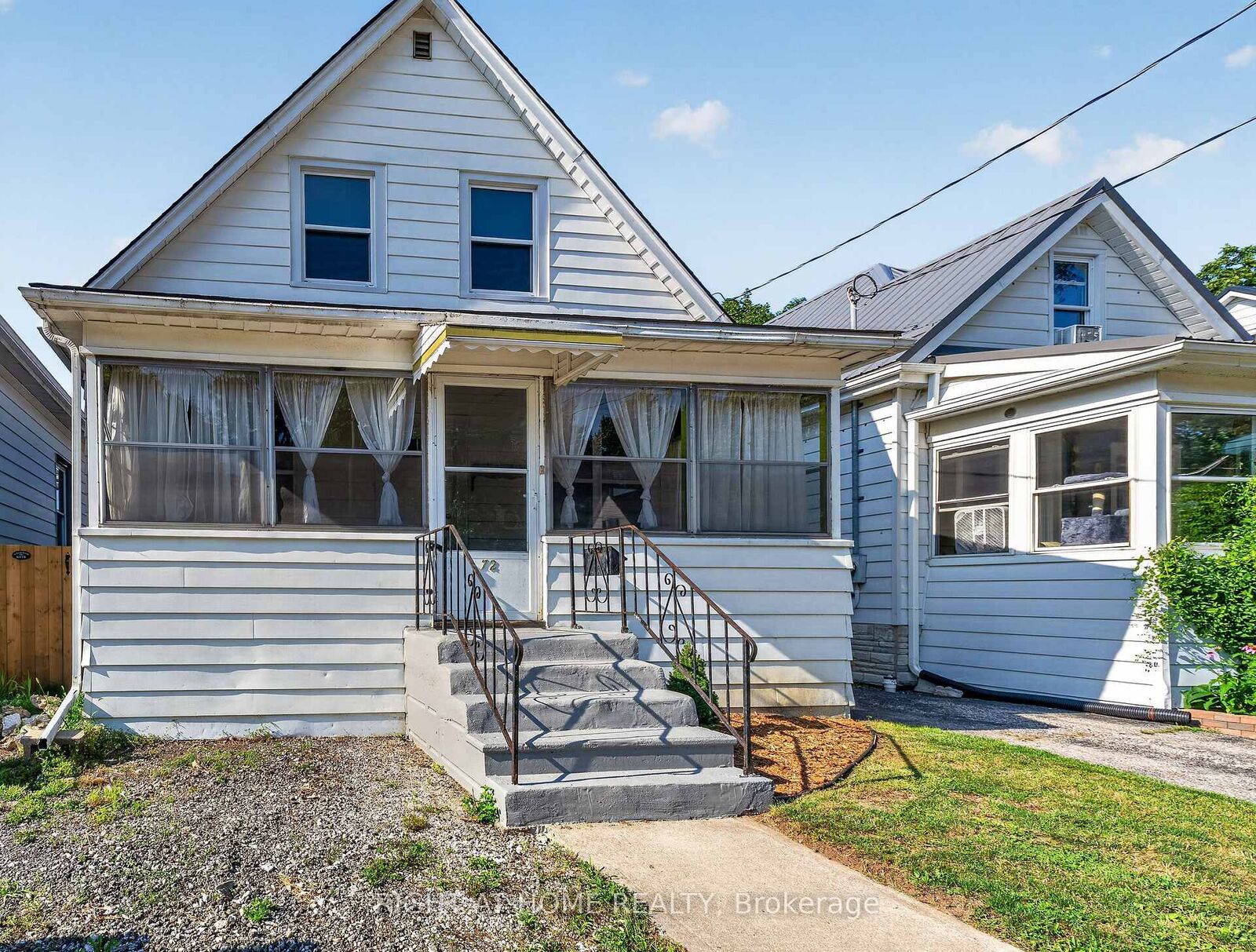 Property Photo: 72 Maple Street ON N5R 1Z1