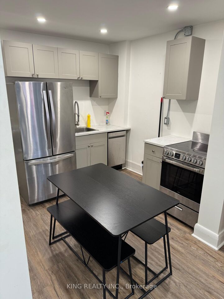 Property Photo: 344 Richmond Street 1 ON N6A 3C3