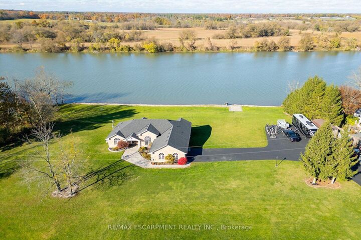 1140 River Road — photo 1