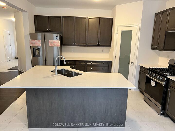 Property Photo:  234 Longboat Run N/A W  ON N3T 0X1 