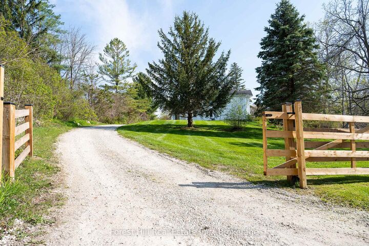 Property Photo: 7599 36/37 Nottawasaga Side Road E ON L0M 1P0