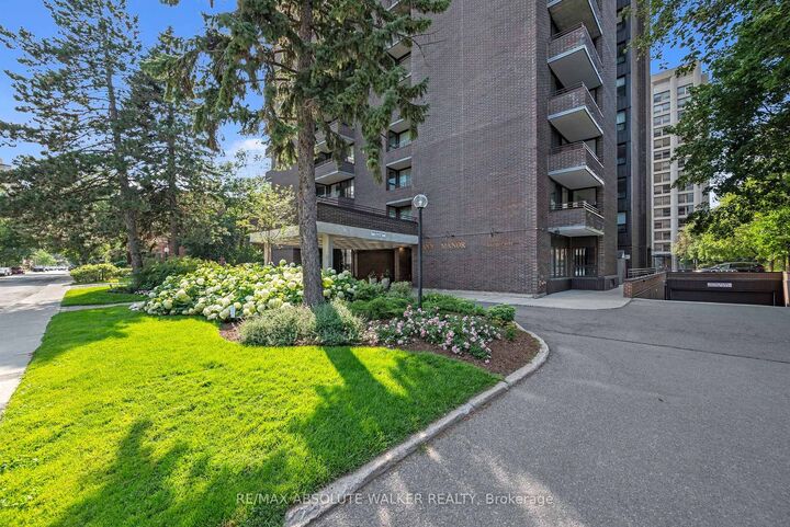 Property Photo: 71 Somerset Street W 1003 ON K2P 2G2