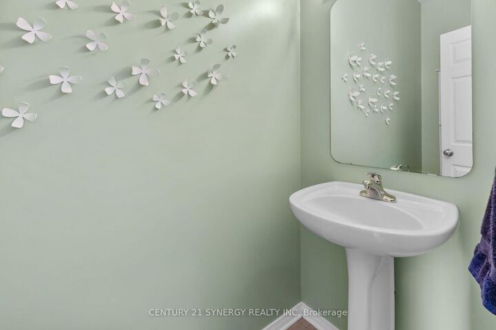 Property Photo: 966 Torovin Private ON K1B 0A7