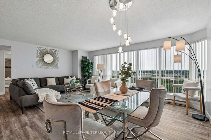 Property Photo: 18 Lee Centre Drive 906 ON M1H 3H5