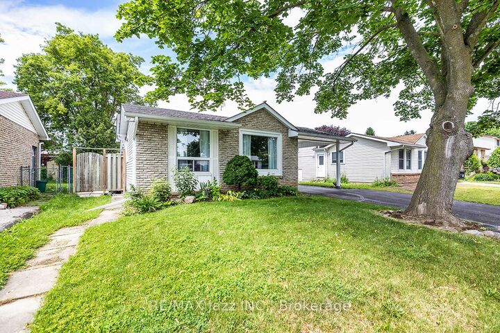 22 Deerpark Crescent — photo 1