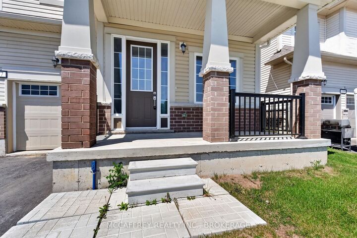 Property Photo: 117 Windermere Boulevard ON K0H 1G0