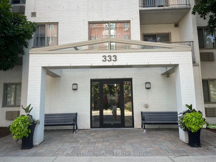 Property Photo: 333 Commissioners Road W 505 ON N6J 4X7