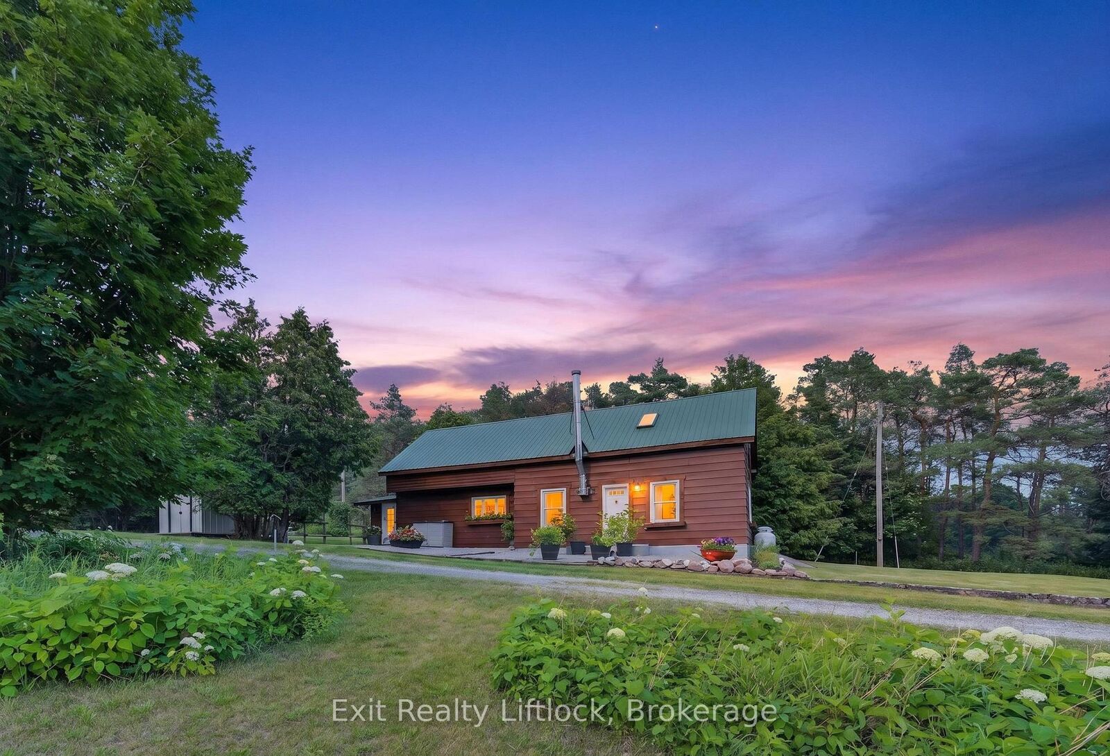 Property Photo: 133 Farmers Road ON L0A 1K0