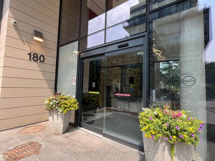 Property Photo: 180 Mill Street S512 ON M5A 0V7