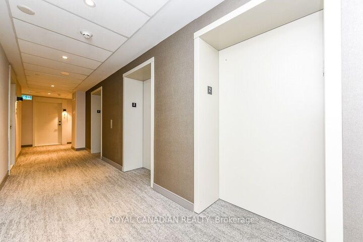 Property Photo:  8010 Derry Road 206  ON L9T 9N3 