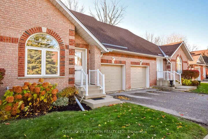 Property Photo: 358 Little Avenue 3 ON L4N 2Z6