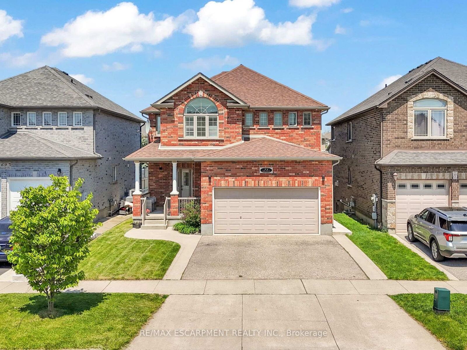 Property Photo: 73 Fitzgerald Drive ON N1T 2C6