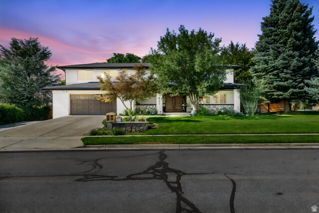 Property Photo: 1451 E Longdale Dr UT 84092