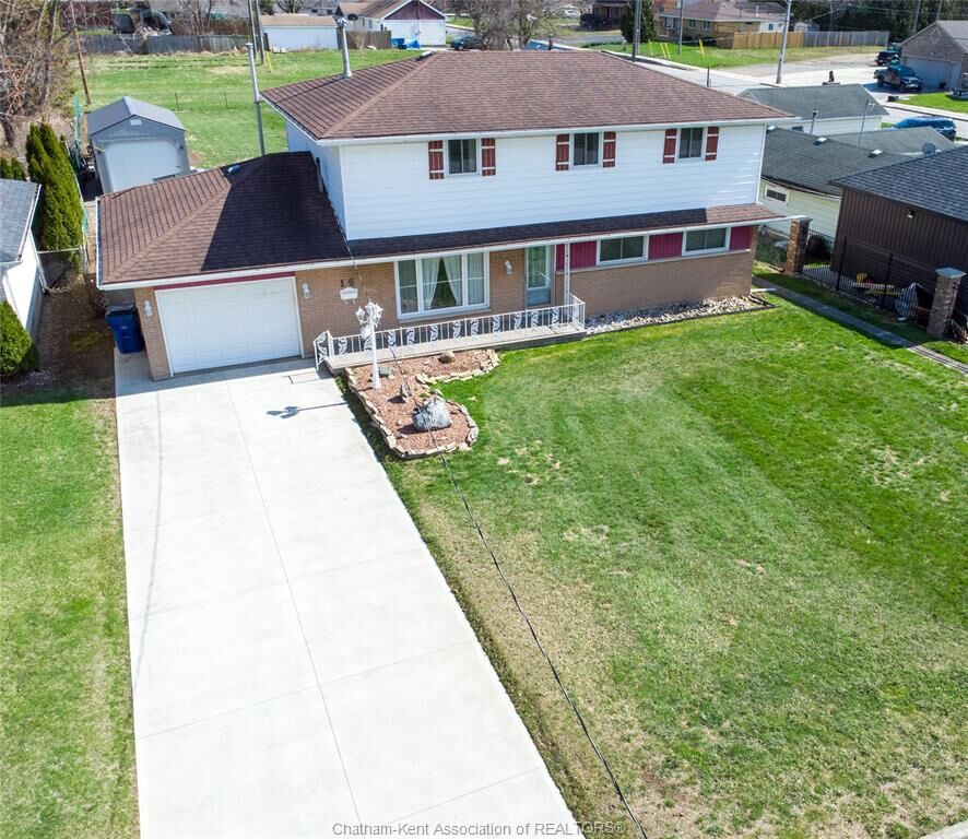 Property Photo: 16 Arthur Drive ON N7M 3Y4