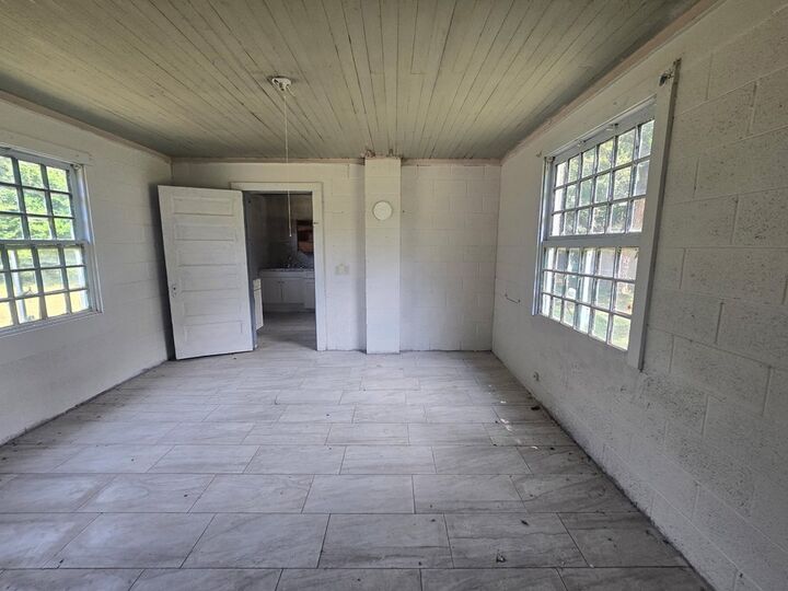 Property Photo:  361 552 NW Tenth Ave  GA 39842 
