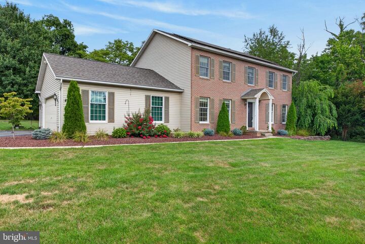 Property Photo: 3060 Whitehurst Court PA 17404