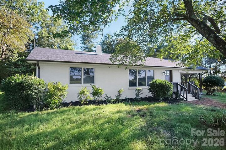 Property Photo:  238 Davis Road  NC 28152 