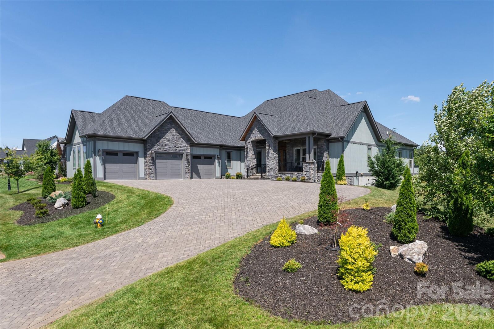 Property Photo:  769 Daniel Circle Drive  NC 28759 