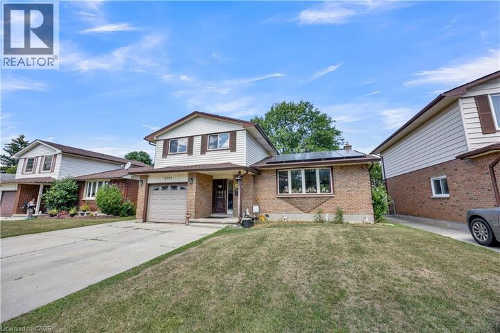 Property Photo:  1251 Jalna Boulevard  ON N6E 2A8 