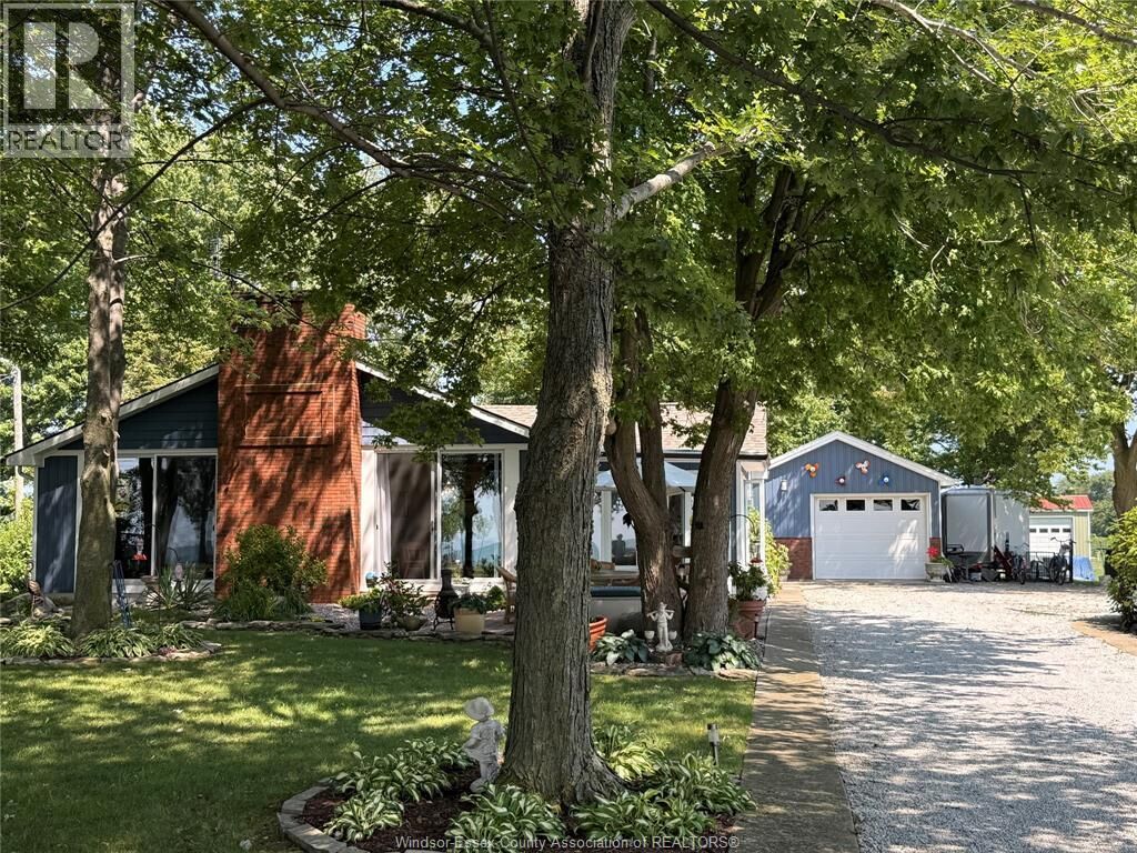 Property Photo:  965 West Shore Road  ON N0R 1M0 