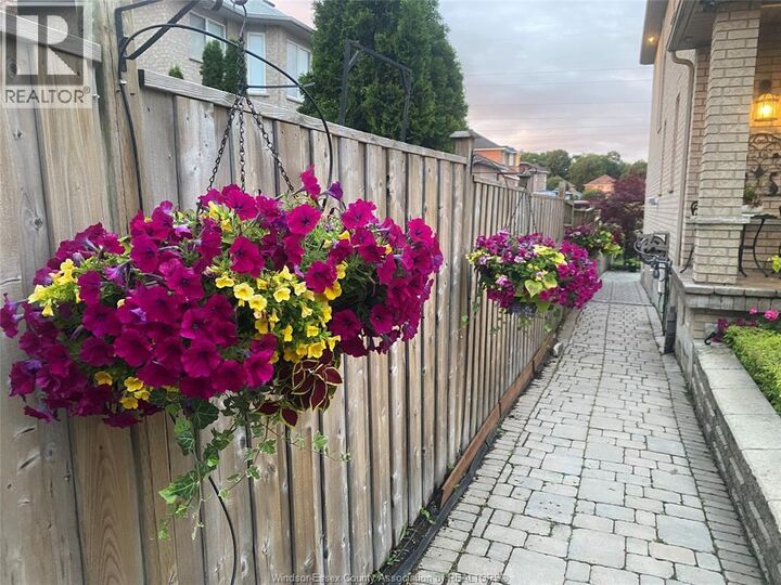 Property Photo: 15 Genova Court ON L4H 1G3