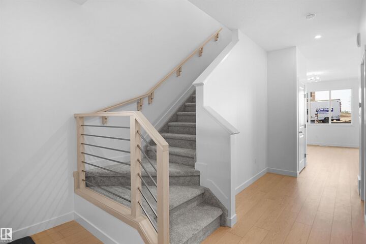 Property Photo: 1023 14 Avenue NW AB T6T 2N5