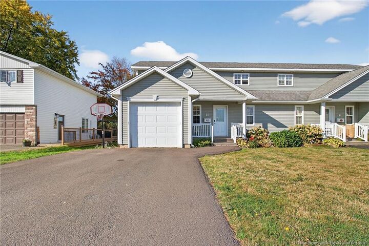 11 Wilson Road — photo 1