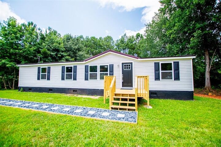 Property Photo: 21 Watercrest Lane GA 30116