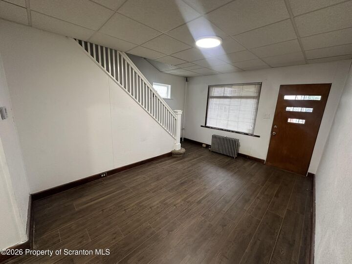Property Photo: 1142 Hampton Street PA 18504