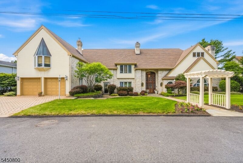 Property Photo:  25 Balsam Pkwy  NJ 07871 