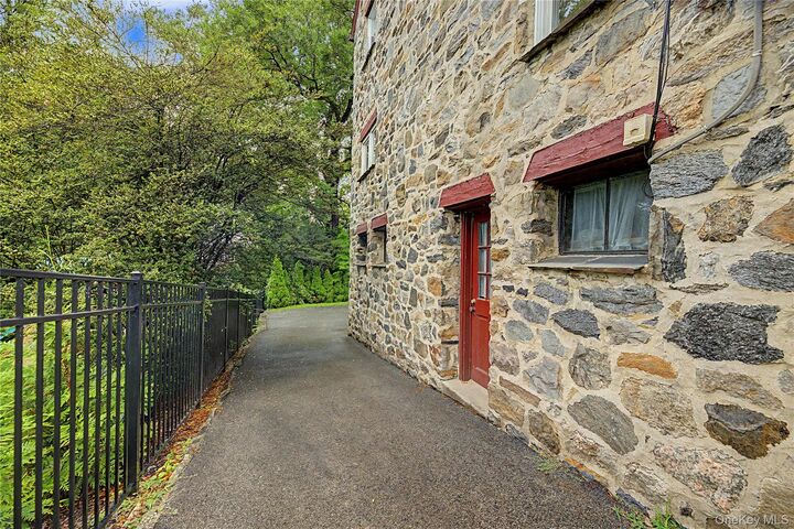 Property Photo: 37 Lansdowne Drive NY 10538