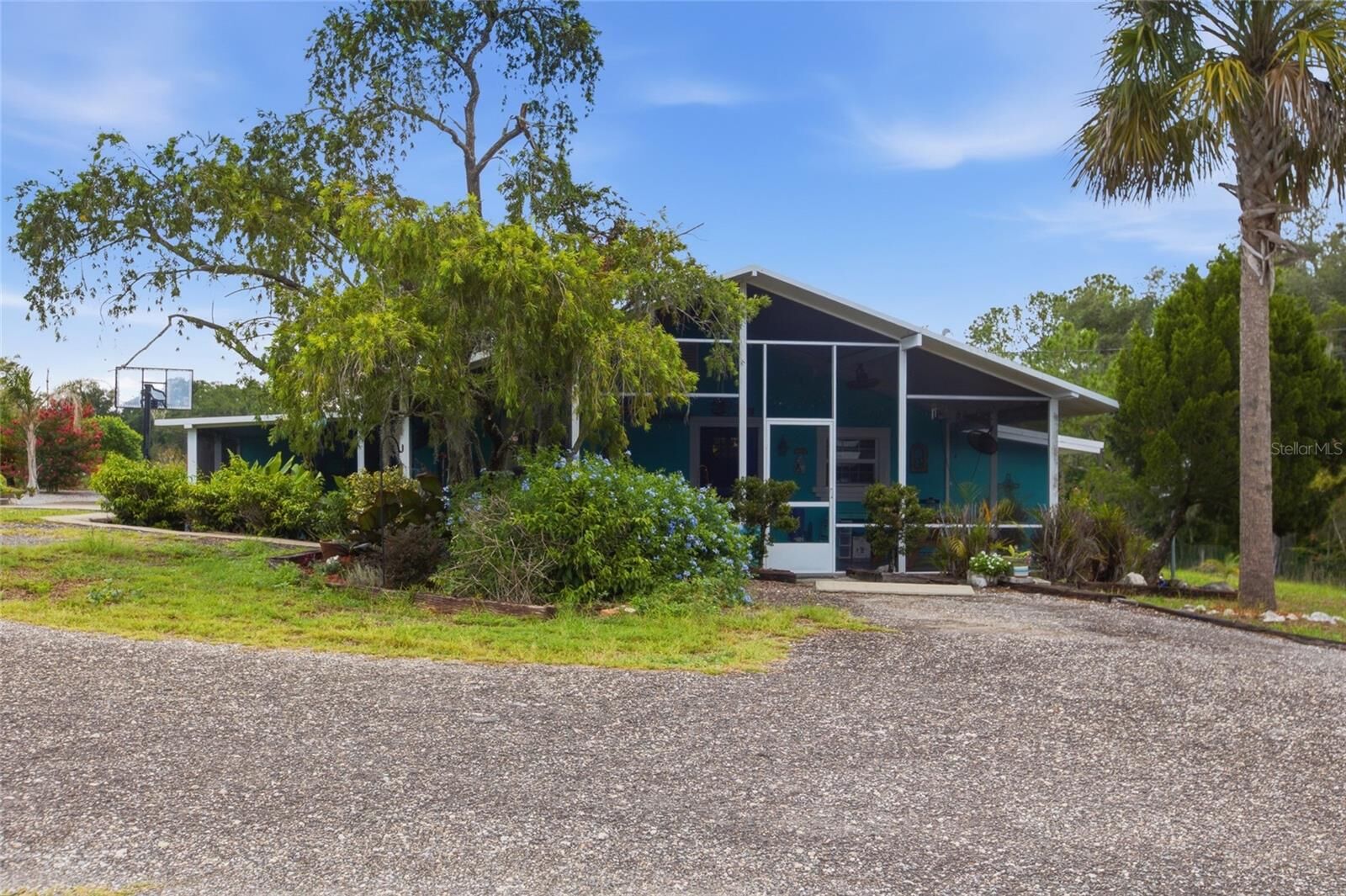 Property Photo: 40832 River Road FL 33525