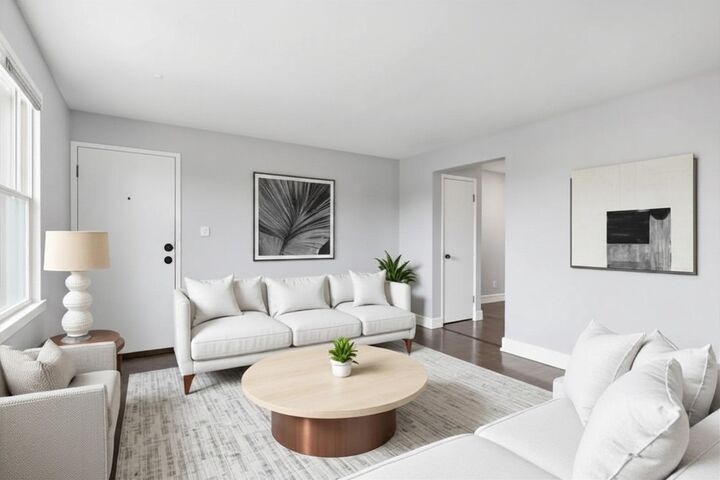 Property Photo: 7900 S Merrill Avenue 2E IL 60649
