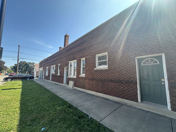Property Photo:  1801 S Lombard Avenue  IL 60804 